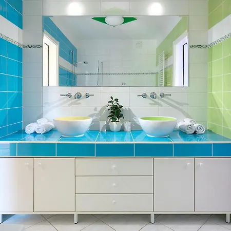 Сasa de vacaciones Front In