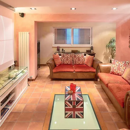 Front In Holiday home