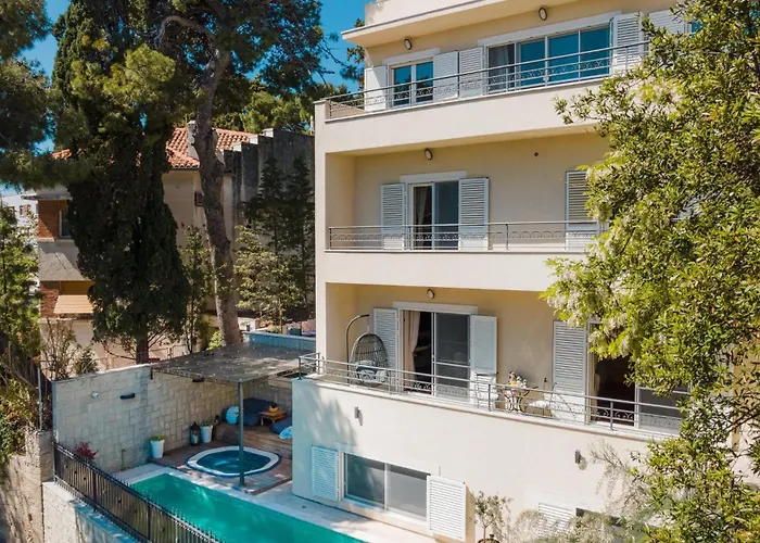 Prázdninový dům Front In Split