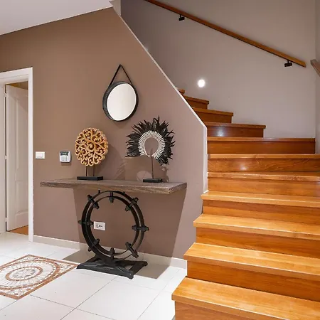 Semesterbostad Front In *