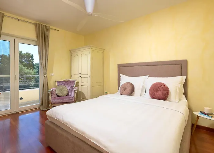 Front In Dom wakacyjny Split